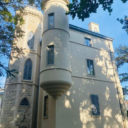Chateau Grandclement Lyon Villeurbanne Niveau Rdc - Tresor Cache En Ville Avec Vue Piscine Et Parc Вийёрбан Экстерьер фото