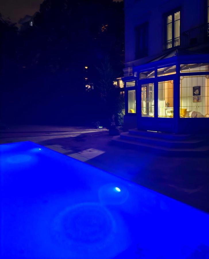 Chateau Grandclement Lyon Villeurbanne Niveau Rdc - Tresor Cache En Ville Avec Vue Piscine Et Parc Вийёрбан Экстерьер фото